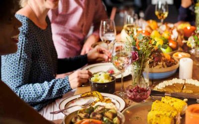 Hosting the Perfect Thanksgiving Dinner: Tips and Tricks from Viking Appliance Repair Experts